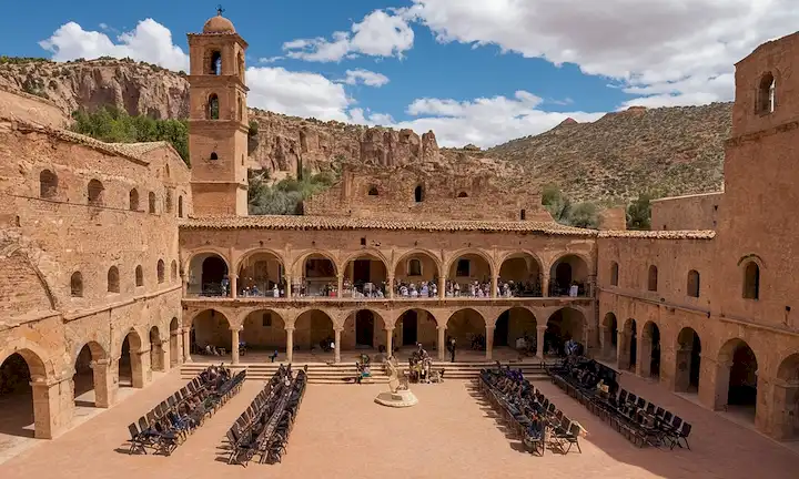 Paisajes sonoros de enfoque suave capturando los susurros de cuentos históricos